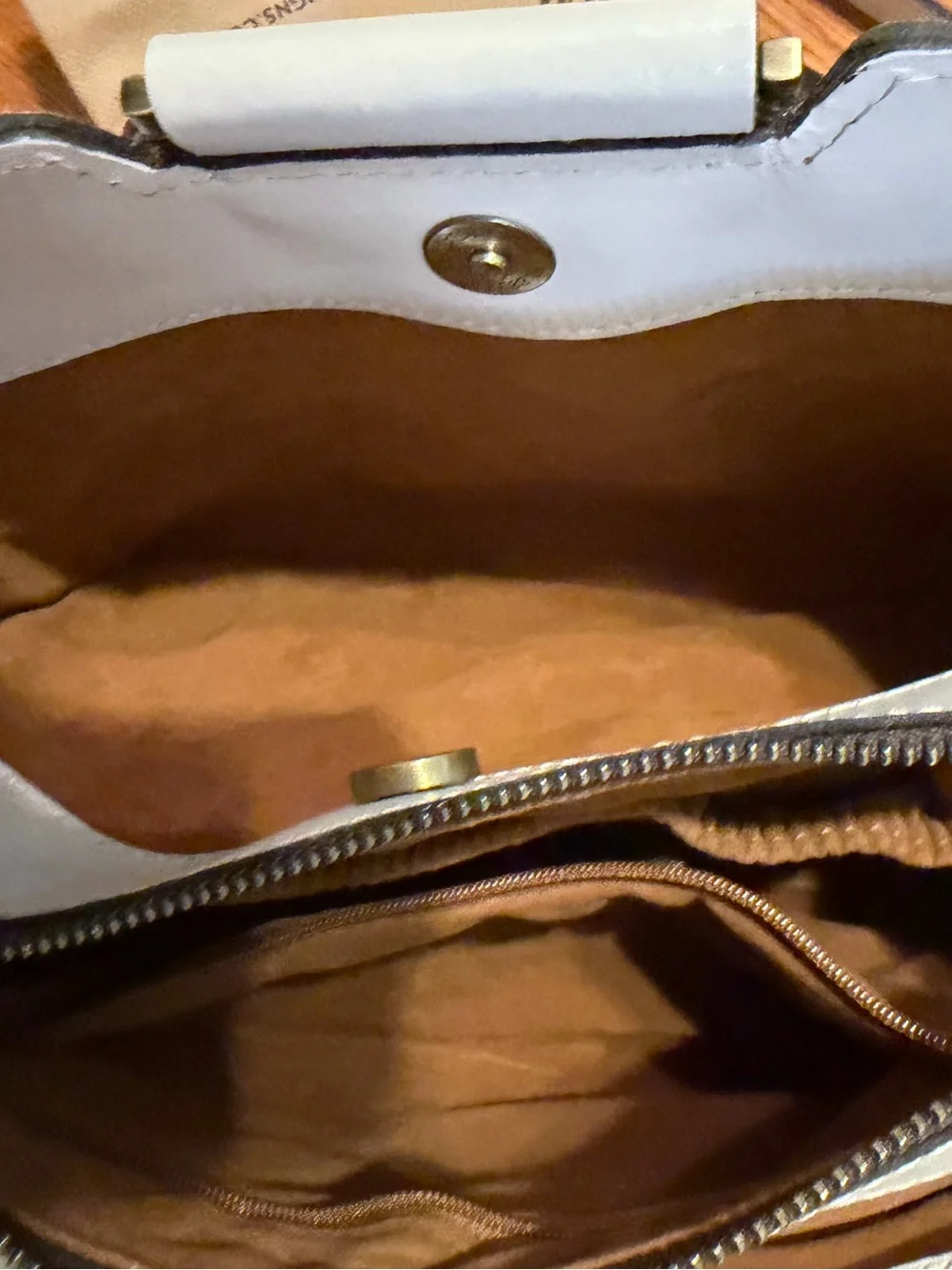 Patricia Nash Embossed Off-White Leather Purse w/Gold Handles & Shoulder Strap